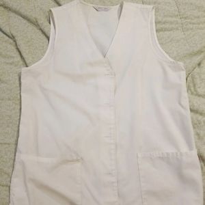 Medium white lab vest